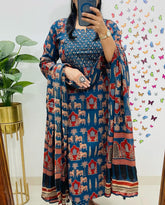 *New Launch*
*Mark a change in your wardrobe by wearing our exclusive range of Premium Rayon 3pcs Kurti set With Beautiful katha and hand work on kurti neck and traditional print malmal Fabric Dupatta*